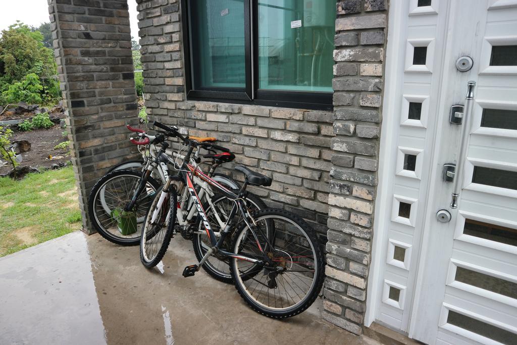 Blue Island Guesthouse Seogwipo Eksteriør bilde