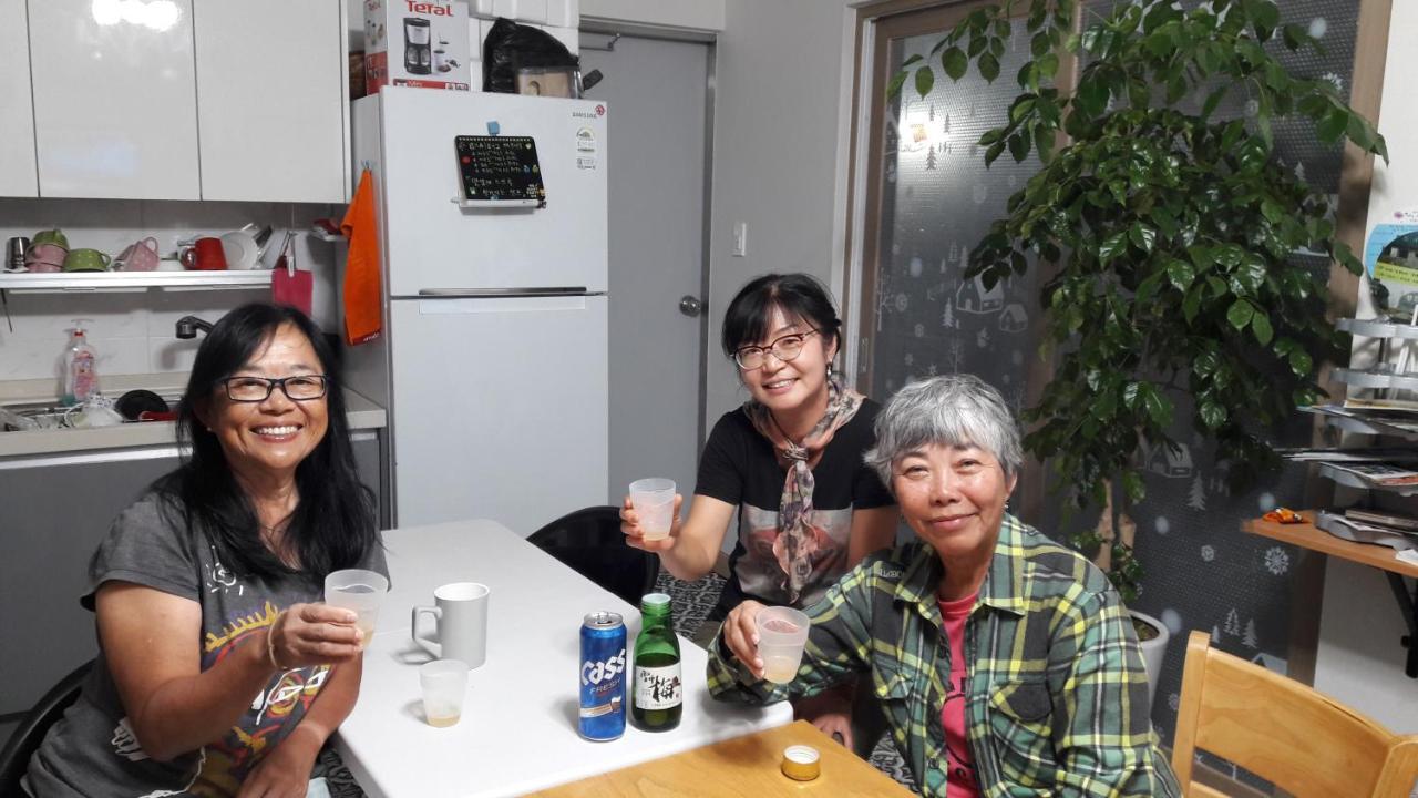 Blue Island Guesthouse Seogwipo Eksteriør bilde